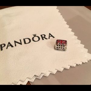 Pandora Jack London bus charm