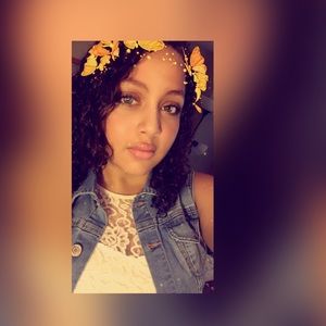 Meet your Posher, Mariana