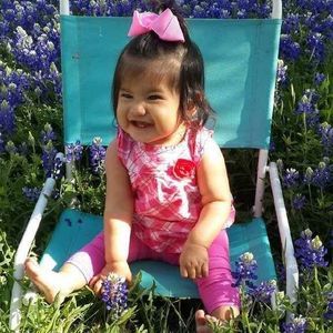 Meet your Posher, Esmeralda