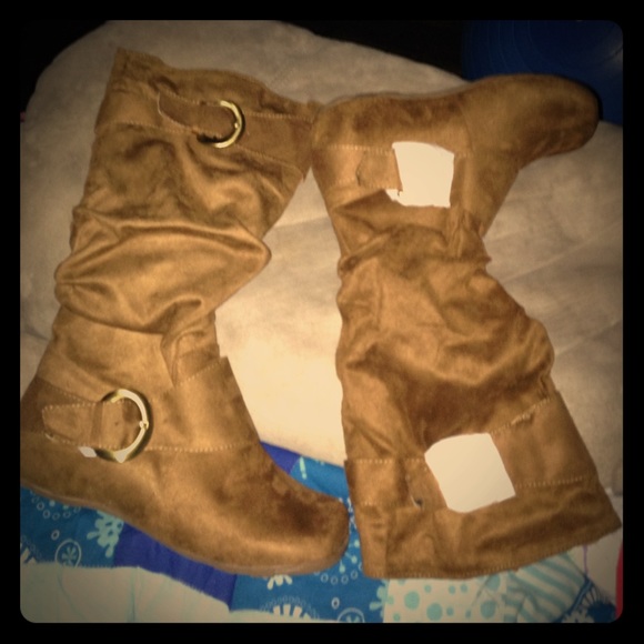 •REDUCED• Cute Journee collection boots NWOT