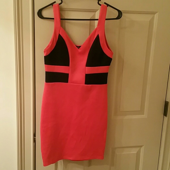Guess pink and black dress