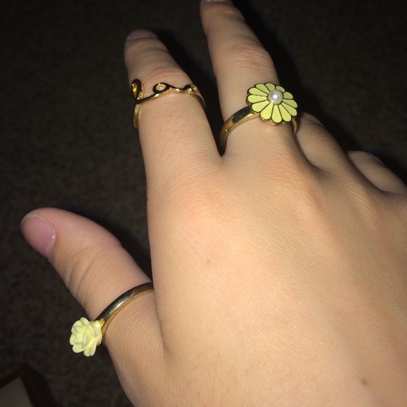 3 set gold rings
