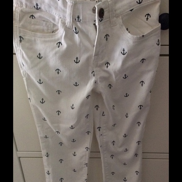 Girls Osh Kosh 6x stretch jeans. NWOT. Nautical