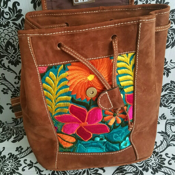 "DORA" Backpack - Picture 2 of 4