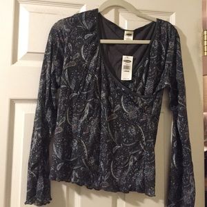 NWT paisley v-neck