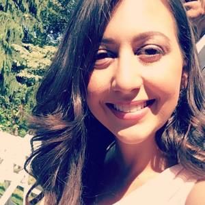 Meet your Posher, Danielle