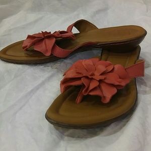 Born B.O.C Pink Flower Sandals