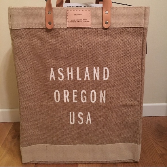 NWT Ashland Oregon Apolis market bag