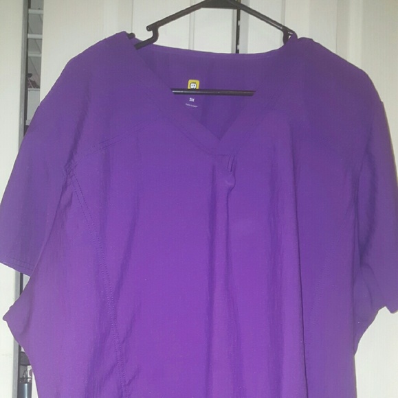 WONDERWINK FOUR-STRETCH V-NECK SCRUB TOP