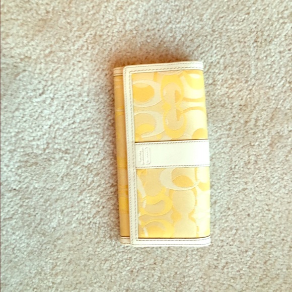 Coach (yellow) wallet