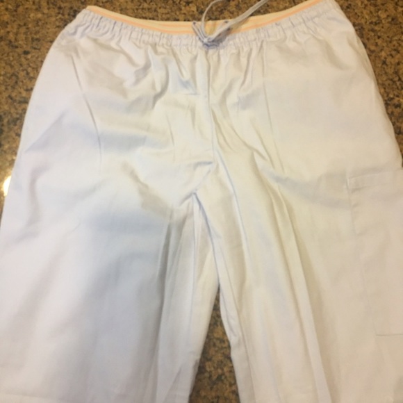 Brand new scrub pants - Picture 4 of 4