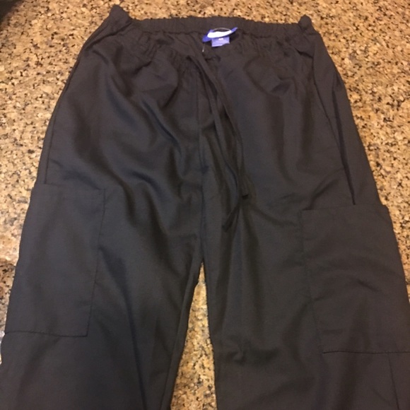 Brand new scrub pants - Picture 2 of 4