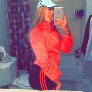 Meet your Posher, Alison