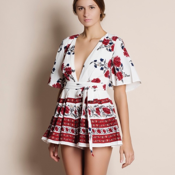 Paradiso Red / White Floral Romper - Picture 2 of 4