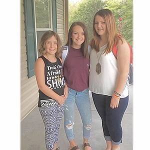 Meet your Posher, Maddie