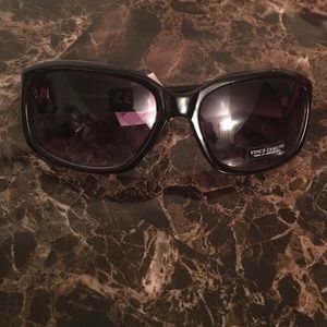 Vince Camuto Unisex Sunglasses