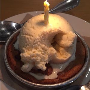 Meet your Posher, Amna