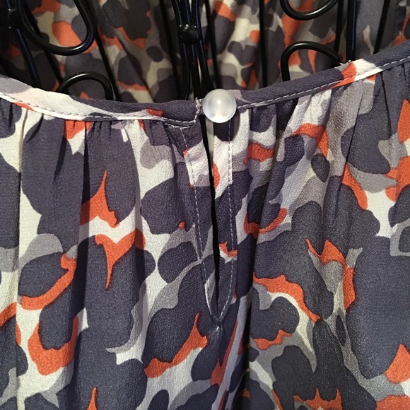 Grey and orange printed blouse - Picture 2 of 3