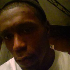 Meet your Posher, Dominique