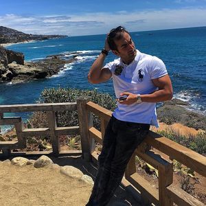 Meet your Posher, Nima