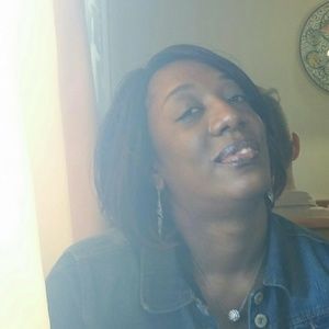 Meet your Posher, Annette