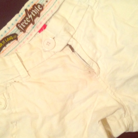 White shorts,Free style