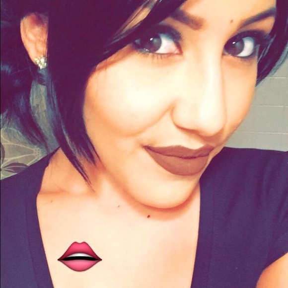 Meet your Posher, Amayah - Picture 1 of 1