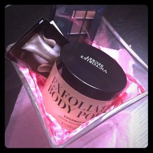 VS Coconut Body Scrub , ULTA make up, 3 NEW SAMPLE
