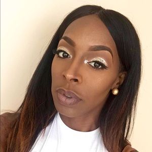 Meet your Posher, Kay