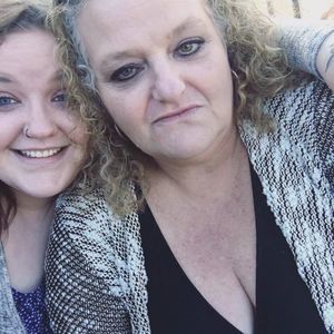 Meet your Posher, Debra