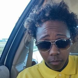 Meet your Posher, Isis