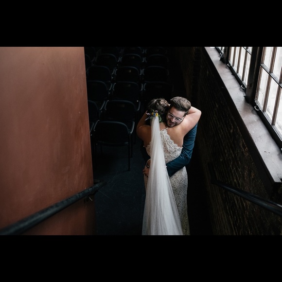 Meet your Posher - Picture 3 of 3