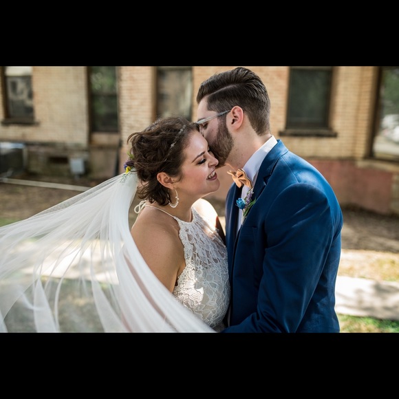 Meet your Posher - Picture 2 of 3