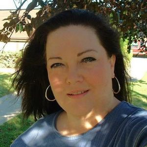 Meet your Posher, Lorinda