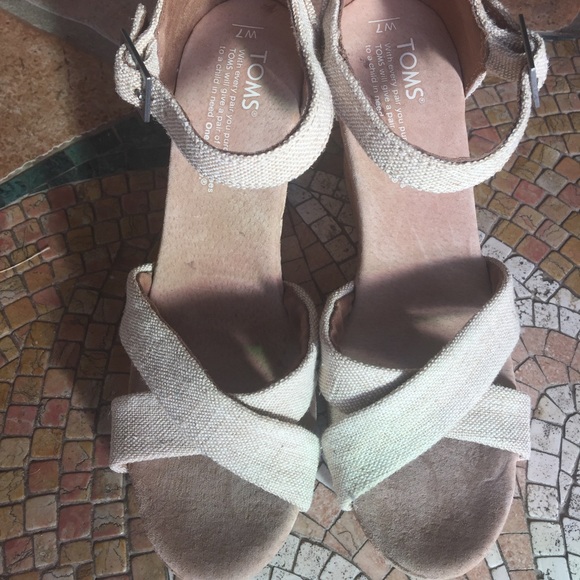 TOMS Cork Wedge Platforms taupe/size 7 worn once