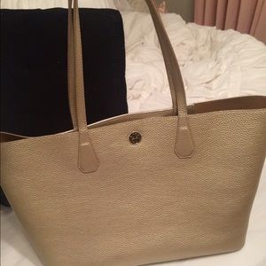 Tory Burch Perry Tote in gold