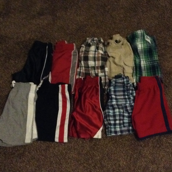 PRICE REDUCED!  10 pair of boys 3T shorts!!!