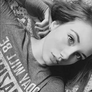 Meet your Posher, Hailey