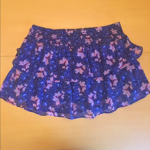 American Eagle Floral Skirt