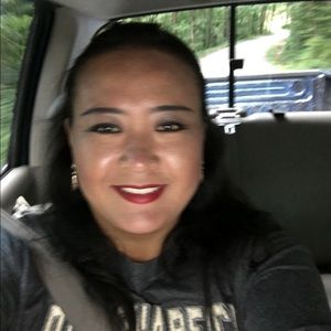 Meet your Posher, Kyongmi