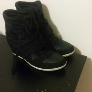 Wedge sneakers