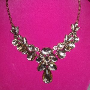New Van heusen necklace