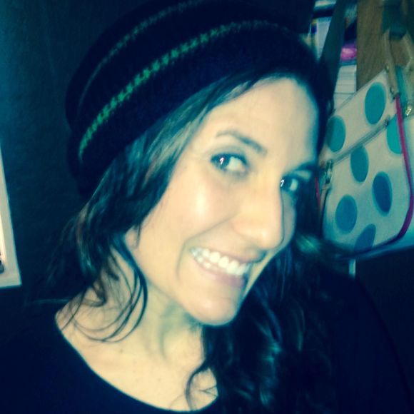 Meet your Posher, Cara