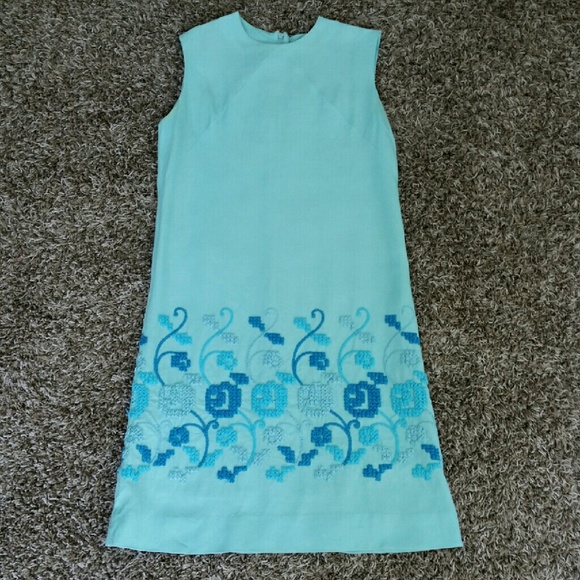 Vintage Turquoise Embroidered Sheath Dress