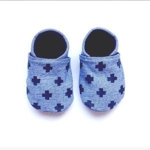 Cross booties
