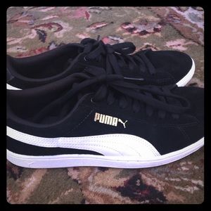 These are pumas,