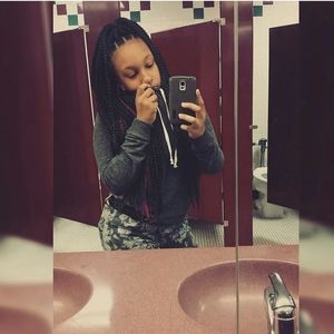 Meet your Posher, Rachel