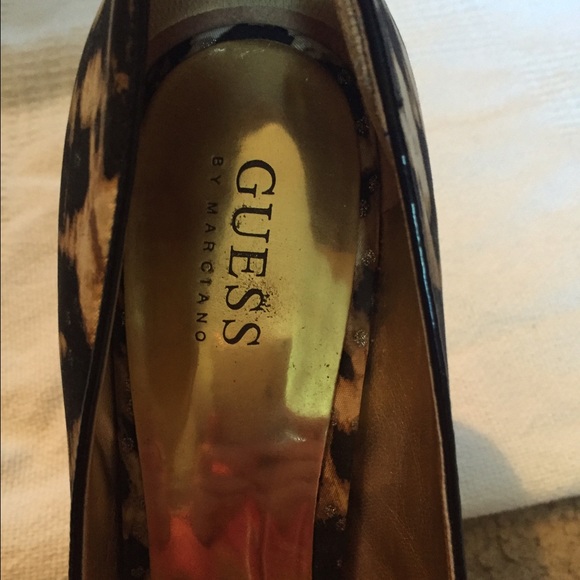 Pumps - Picture 2 of 4