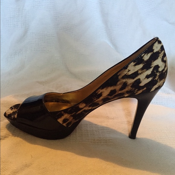 Pumps - Picture 3 of 4