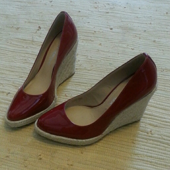 Red patent leather wedges shoe size 6 1/2